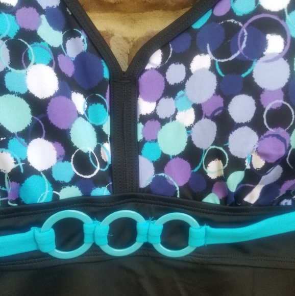 Swim suit.  Size 14 womens. - Picture 2 of 6